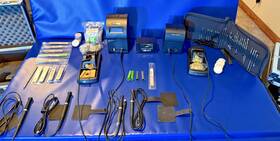 Thermaltronics Tmt2000s 2 Soldering Stations Tmt-9000s-1 Duel Demo Kit